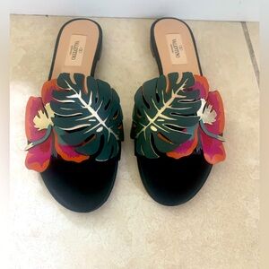 Valentino authentic sandals, size 7